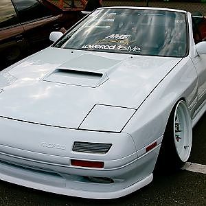 (4K)MAZDA RX-7 modified マツダRX7カスタム - LOWFEST 2018