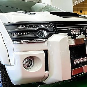 (4K)HIKARI AUTO MITSUBISHI DELICA D5 modified 輝オート デリカD5カスタム - OSAKA AUTO MESSE 2019