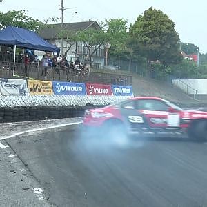 クラッシュ2！名阪スポーツランドにて公式練習中