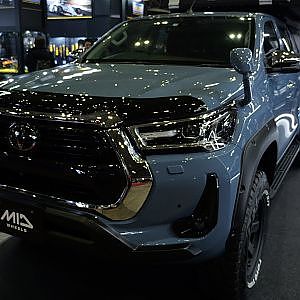 MID TOYOTA HILUX Custom - トヨタ ハイラックス カスタム - 東京オートサロン2024